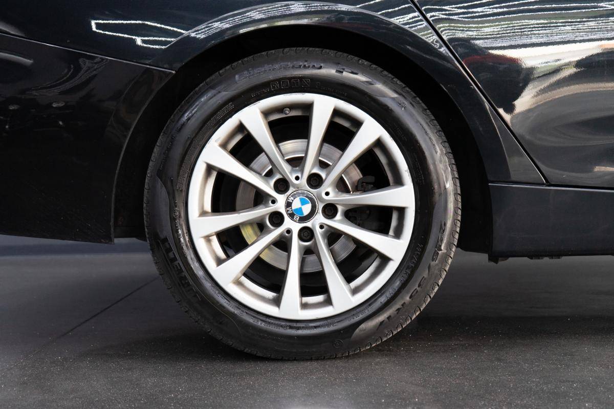 bmw-serie-3-2019-diesel-1995cc