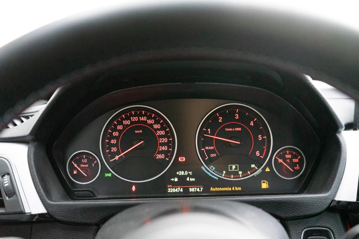 bmw-serie-3-2019-diesel-1995cc