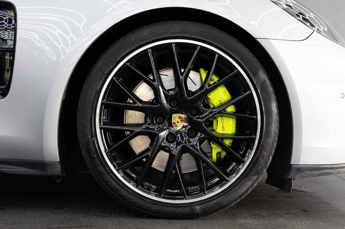 porsche-panamera-sport-turismo-2019-hibrido-a-gasolina-2894cc