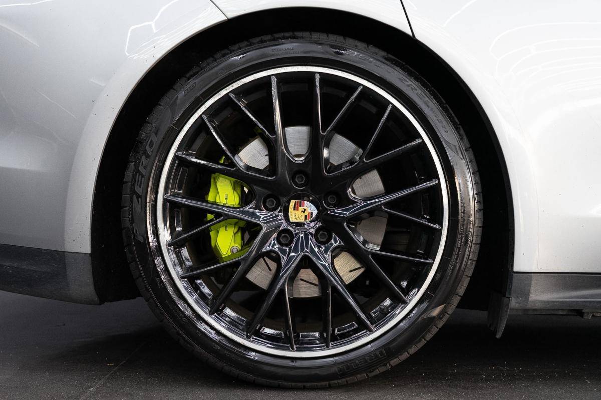 porsche-panamera-sport-turismo-2019-hibrido-a-gasolina-2894cc