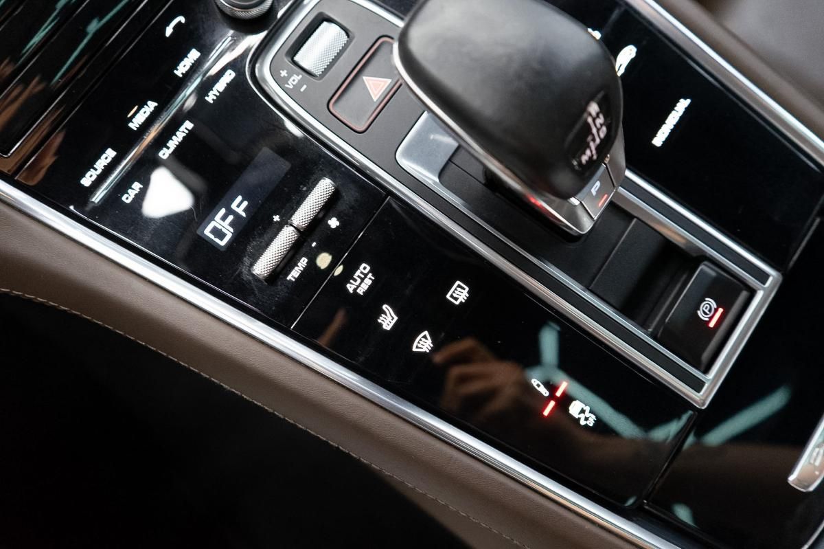 porsche-panamera-sport-turismo-2019-hibrido-a-gasolina-2894cc