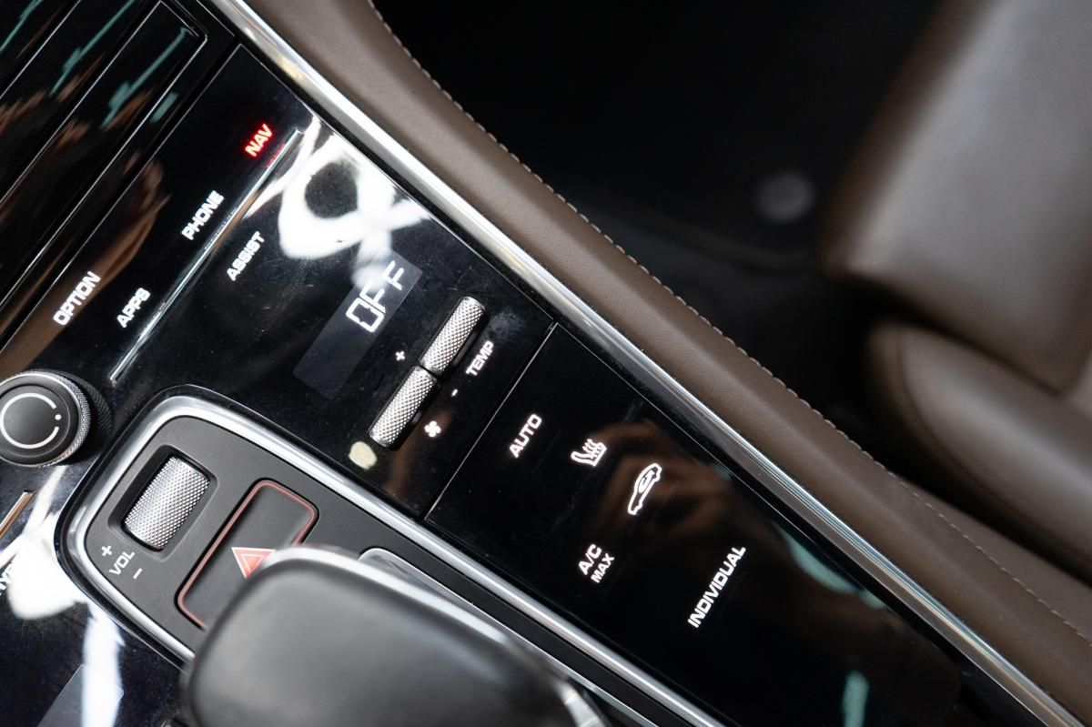 porsche-panamera-sport-turismo-2019-hibrido-a-gasolina-2894cc