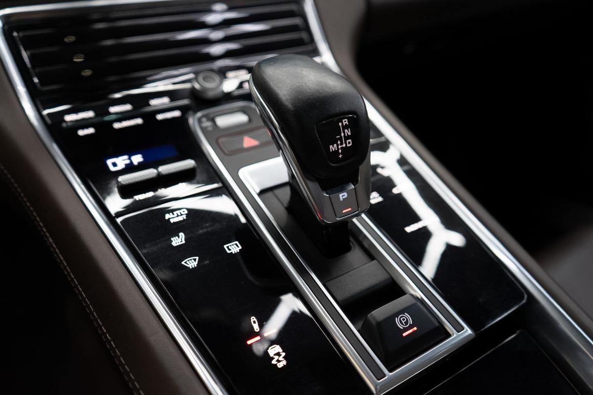 porsche-panamera-sport-turismo-2019-hibrido-a-gasolina-2894cc