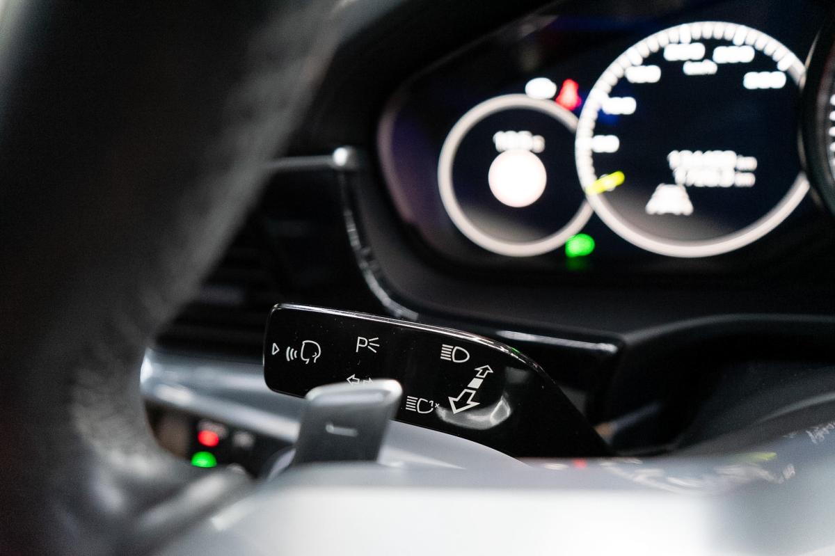 porsche-panamera-sport-turismo-2019-hibrido-a-gasolina-2894cc