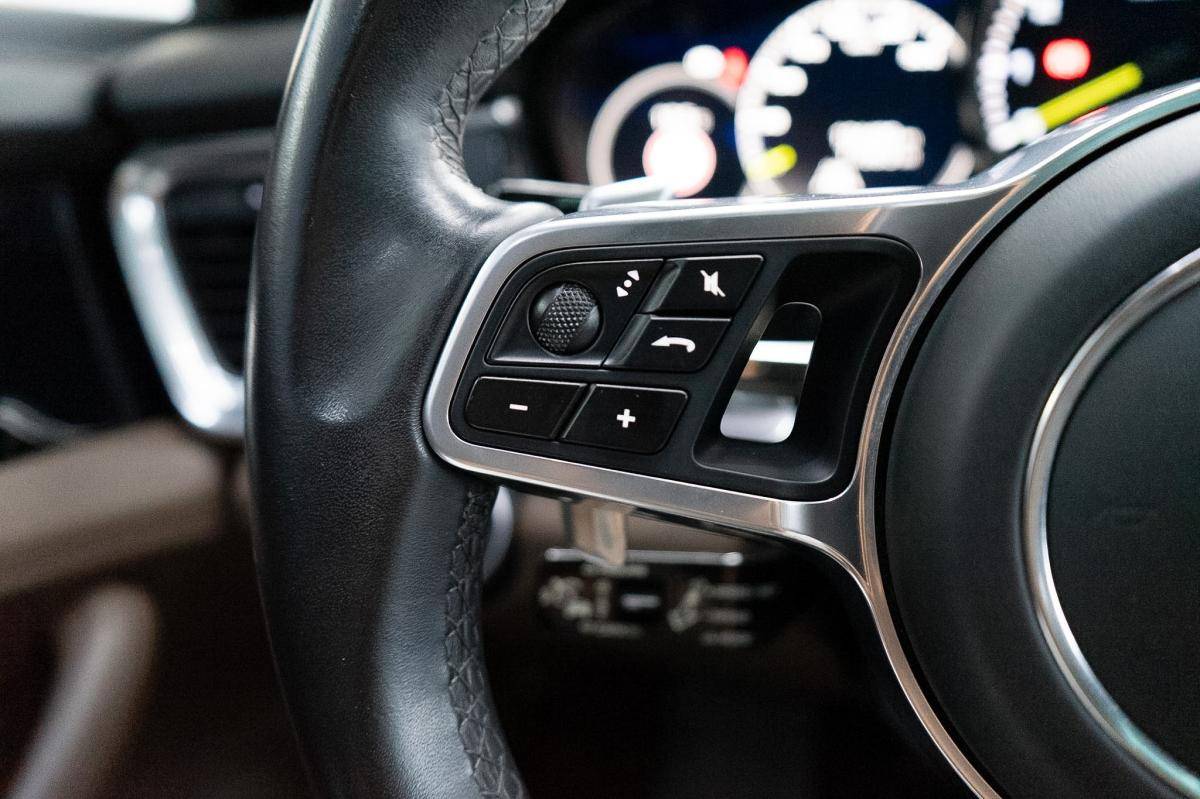 porsche-panamera-sport-turismo-2019-hibrido-a-gasolina-2894cc