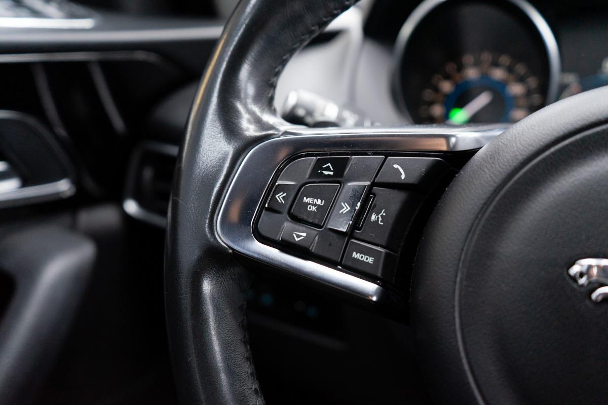 jaguar-f-pace-2016-diesel-1999cc