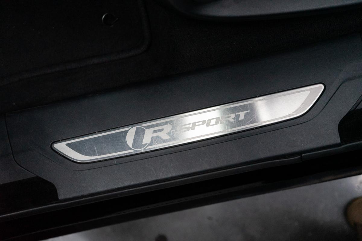 jaguar-f-pace-2016-diesel-1999cc