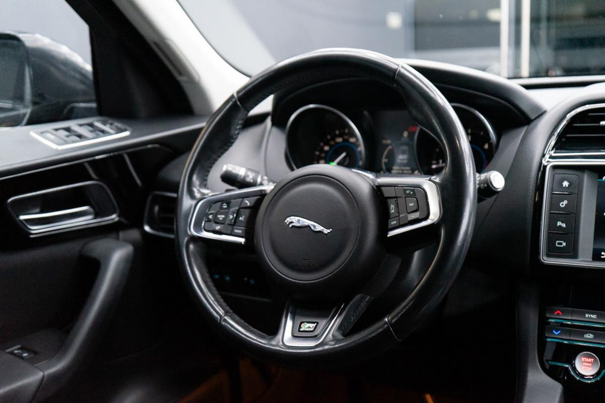 jaguar-f-pace-2016-diesel-1999cc