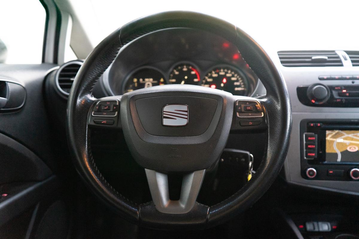 seat-leon-2011-diesel-1598cc