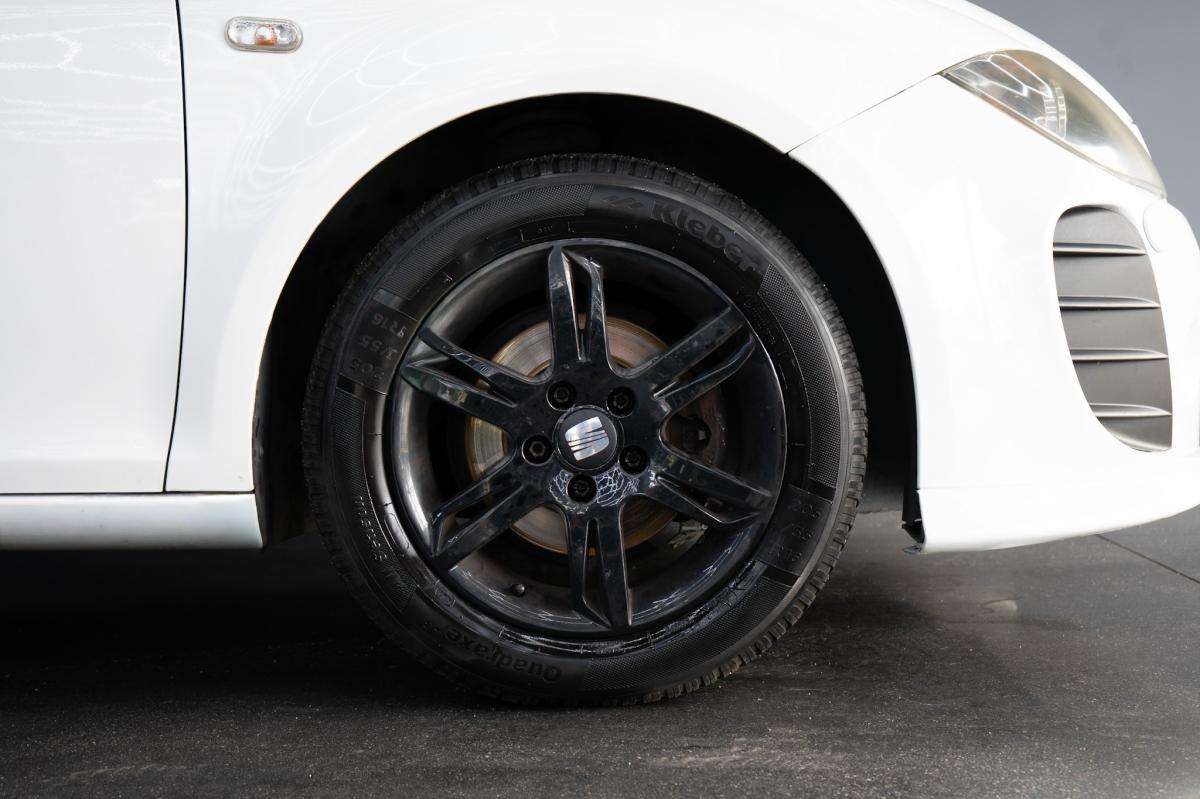seat-leon-2011-diesel-1598cc