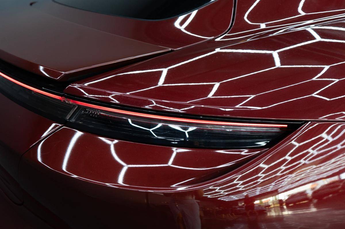 porsche-taycan-2020-eletrico-0cc