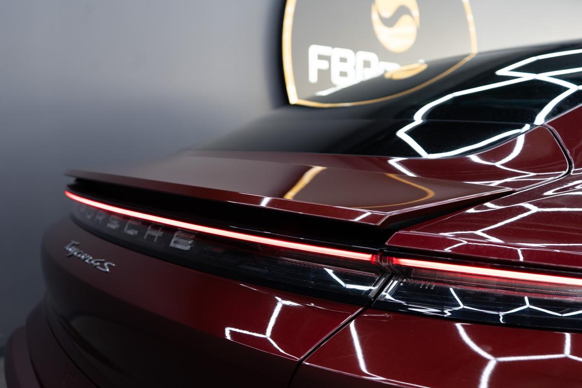 porsche-taycan-2020-eletrico-0cc