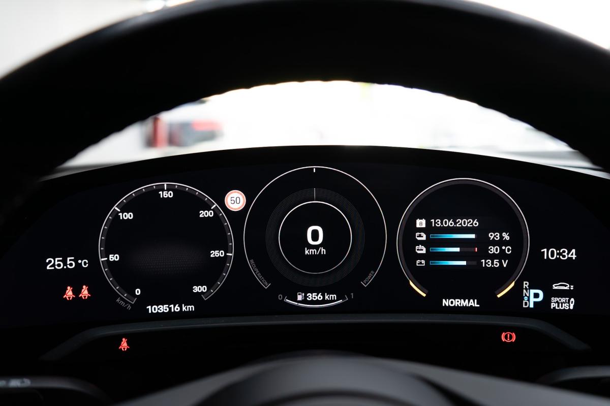 porsche-taycan-2020-eletrico-0cc