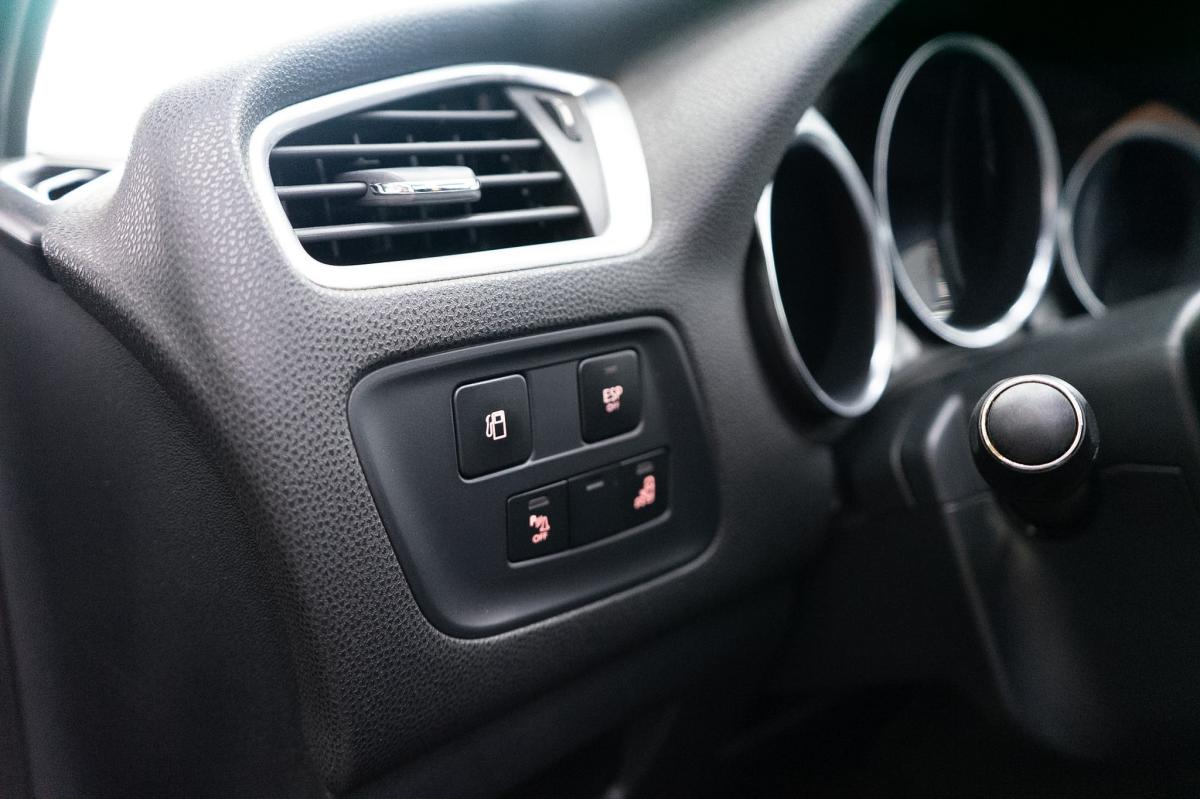 citroen-ds4-2012-diesel-1997cc
