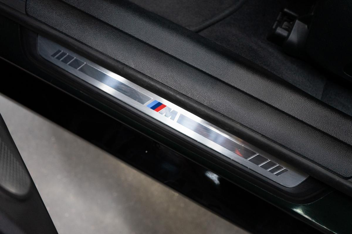 bmw-i4-2022-eletrico-500cc