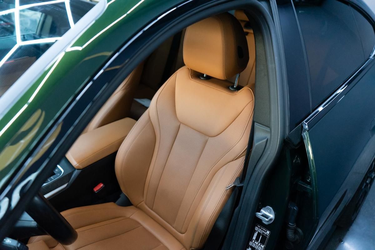 bmw-i4-2022-eletrico-500cc