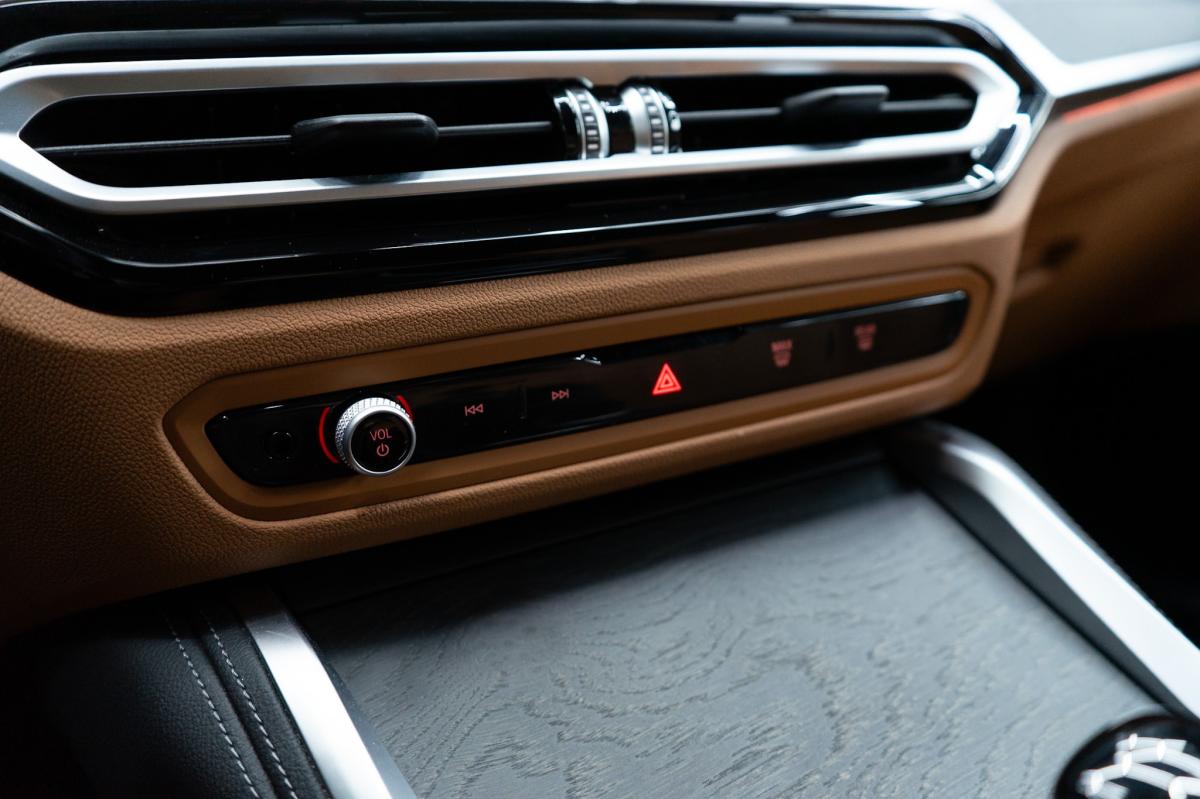 bmw-i4-2022-eletrico-500cc