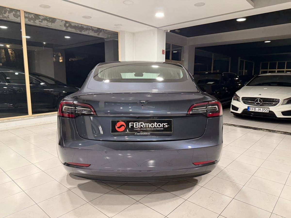 tesla-model-3-2019-eletrico-500cc