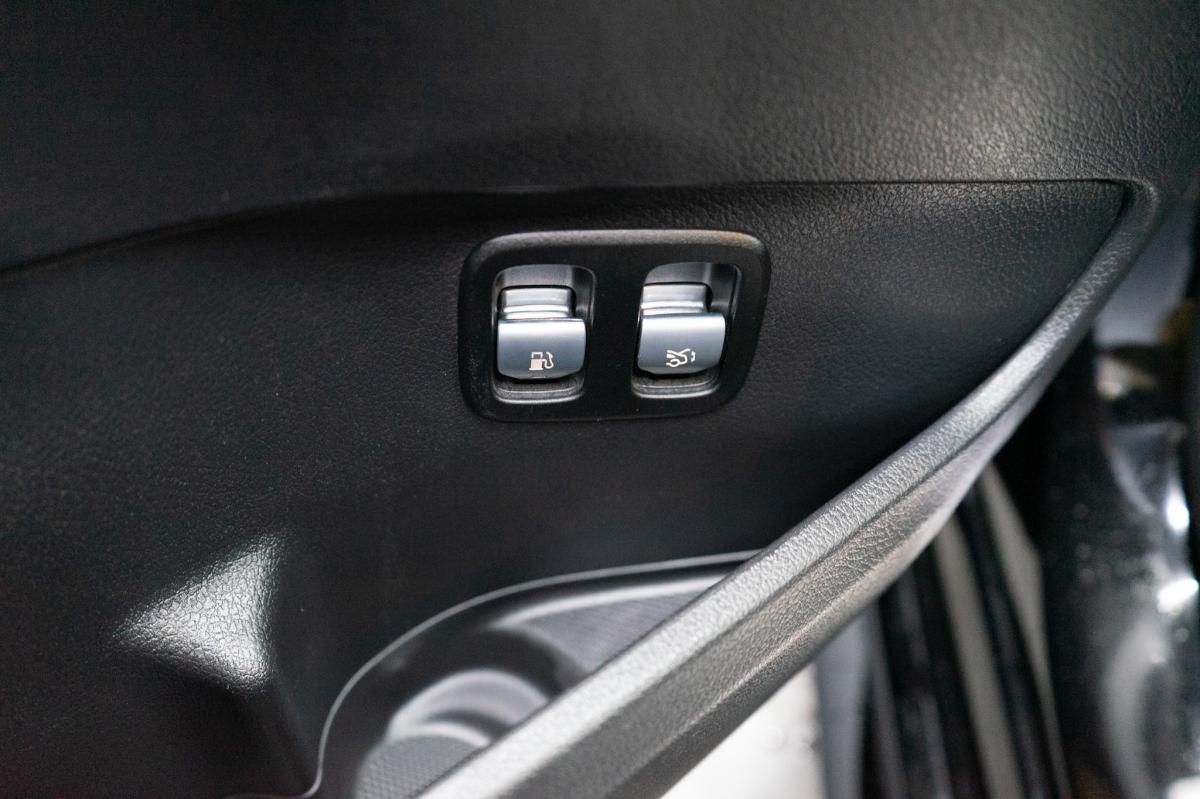 mercedes-benz-classe-c-2022-hibrido-a-gasolina-1999cc