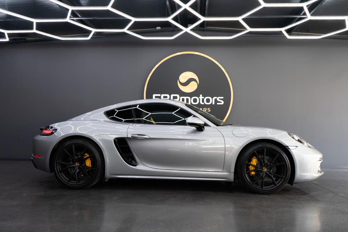 porsche-718-2019-gasolina-1988cc