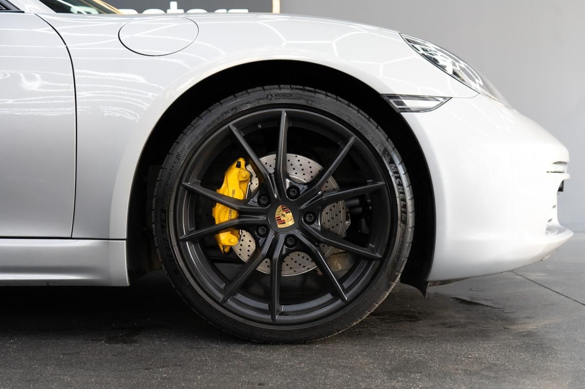 porsche-718-2019-gasolina-1988cc