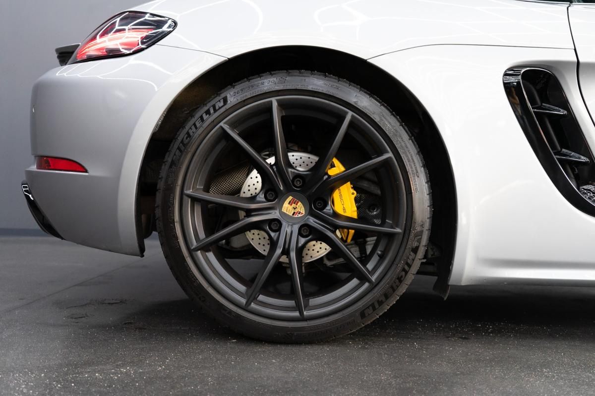 porsche-718-2019-gasolina-1988cc