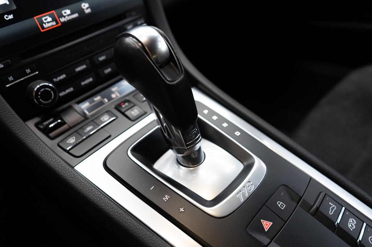 porsche-718-2019-gasolina-1988cc