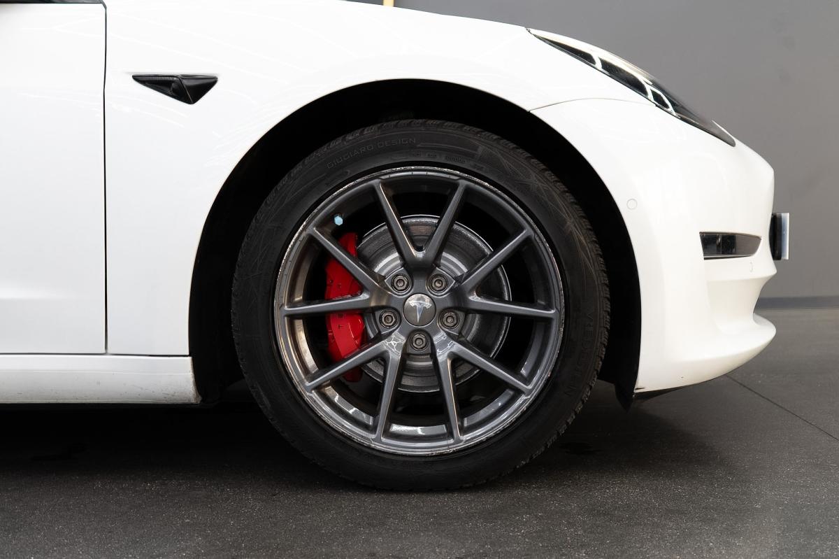 tesla-model-3-2021-eletrico-500cc