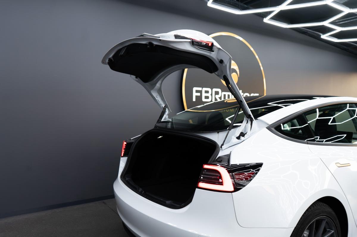 tesla-model-3-2021-eletrico-500cc