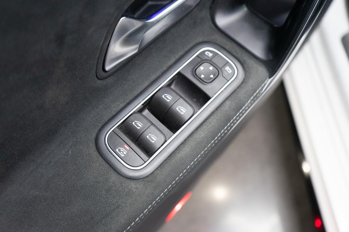 mercedes-benz-cla-2020-hibrido-a-gasolina-1332cc