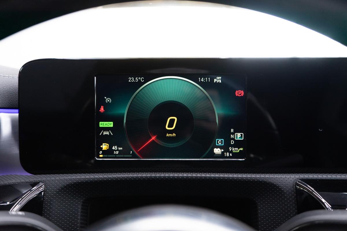 mercedes-benz-cla-2020-hibrido-a-gasolina-1332cc