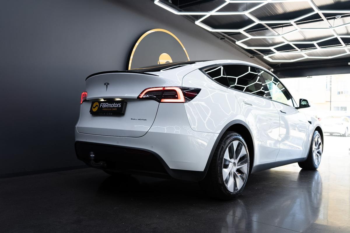 tesla-model-y-2021-eletrico-500cc