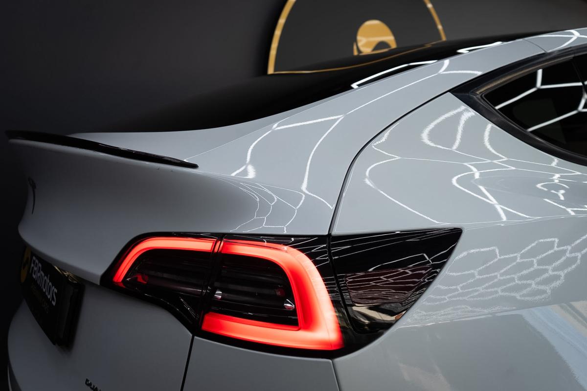tesla-model-y-2021-eletrico-500cc