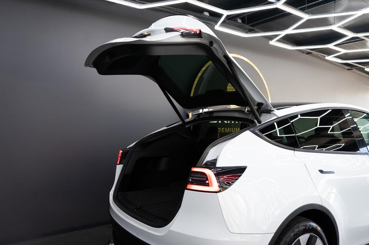 tesla-model-y-2021-eletrico-500cc