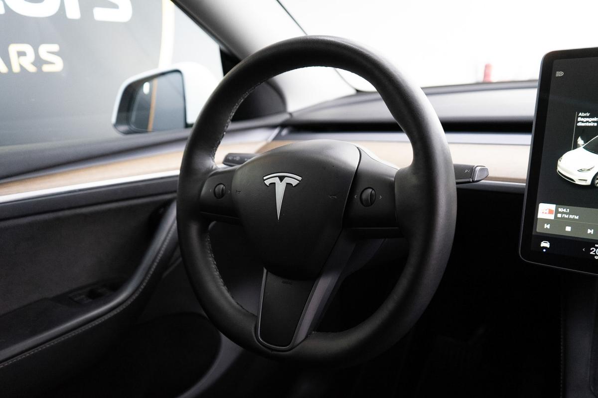 tesla-model-y-2021-eletrico-500cc