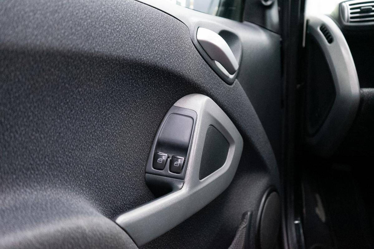 smart-fortwocoupe-2009-diesel-799cc