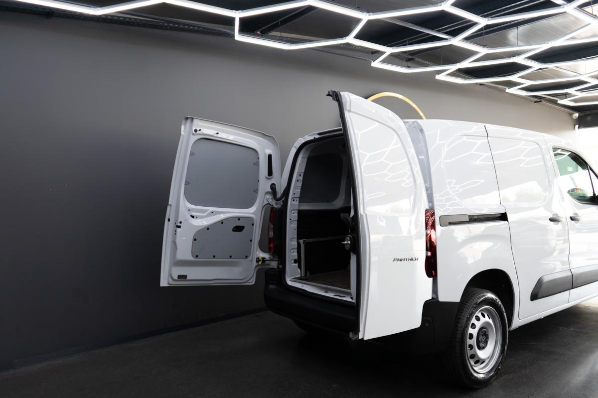 peugeot-partner-2024-diesel-1499cc