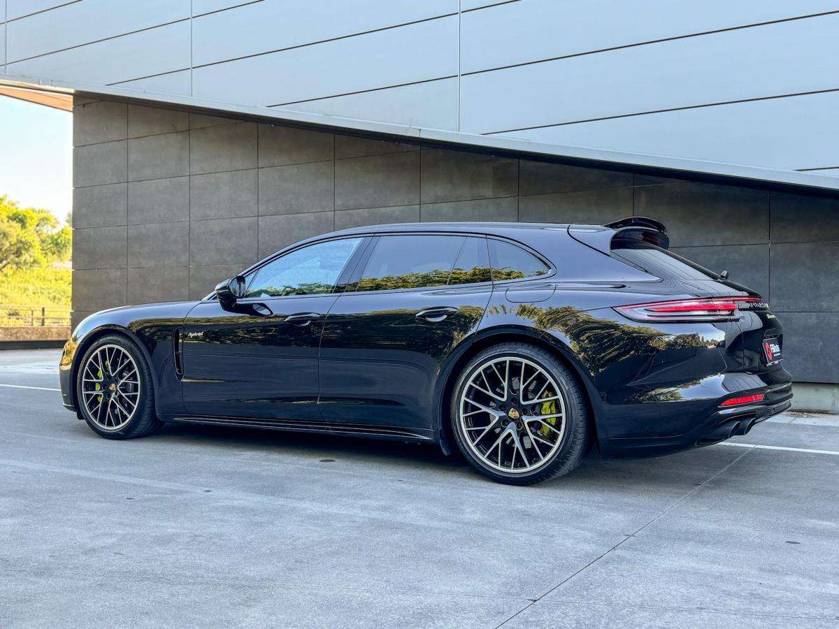 porsche-panamera-sport-turismo-2018-hibrido-a-gasolina-2894cc
