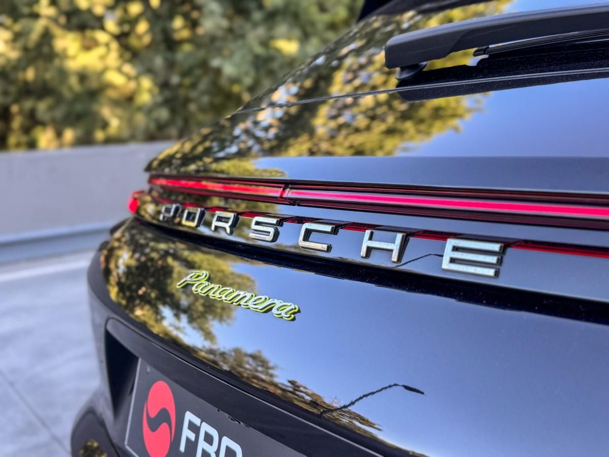 porsche-panamera-sport-turismo-2018-hibrido-a-gasolina-2894cc