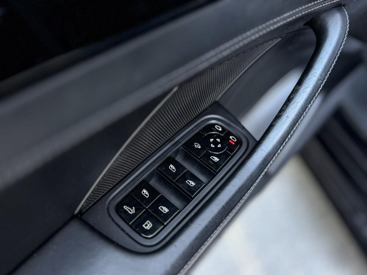 porsche-panamera-sport-turismo-2018-hibrido-a-gasolina-2894cc