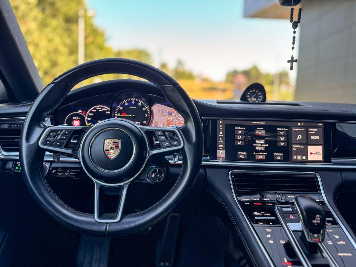 porsche-panamera-sport-turismo-2018-hibrido-a-gasolina-2894cc