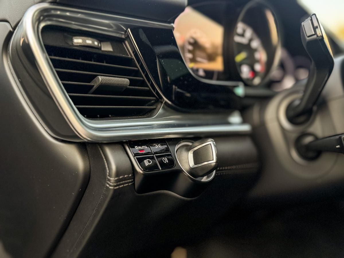 porsche-panamera-2019-hibrido-a-gasolina-3996cc