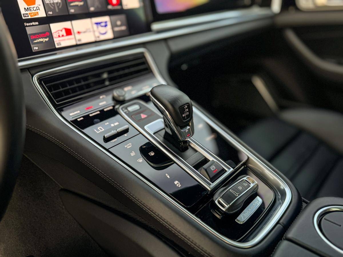porsche-panamera-2019-hibrido-a-gasolina-3996cc