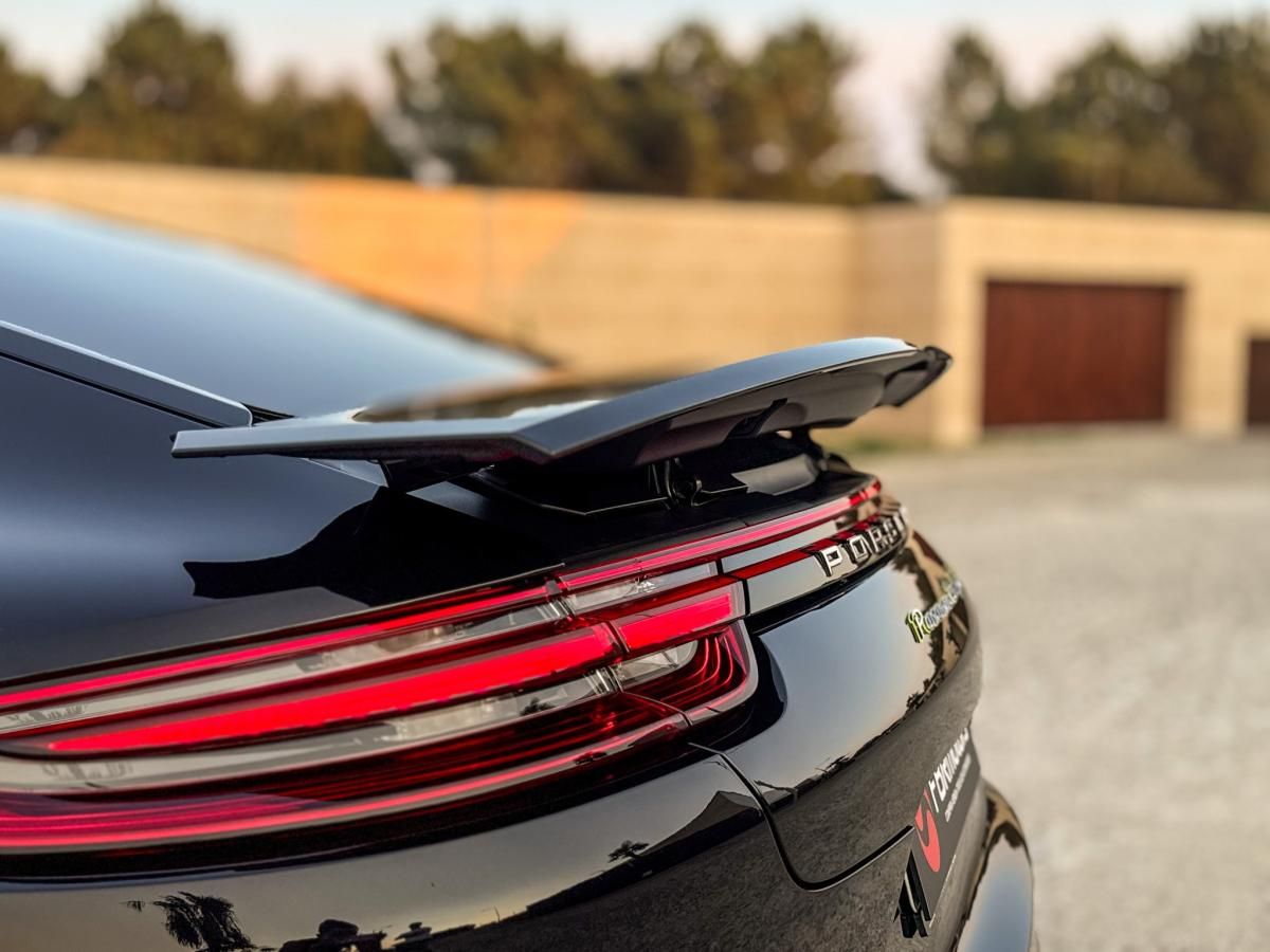 porsche-panamera-2019-hibrido-a-gasolina-3996cc
