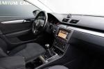 volkswagen-passat-variant-2011-diesel-1598cc