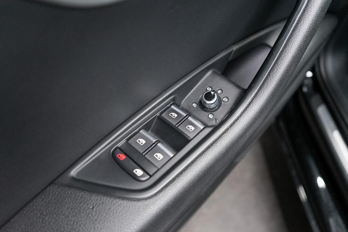 audi-a4-avant-2019-diesel-1968cc