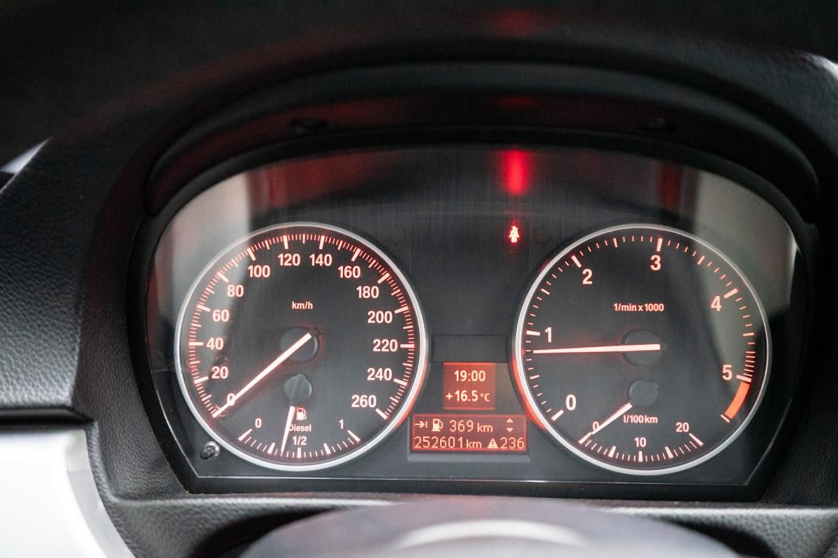 bmw-serie-3-2010-diesel-1995cc