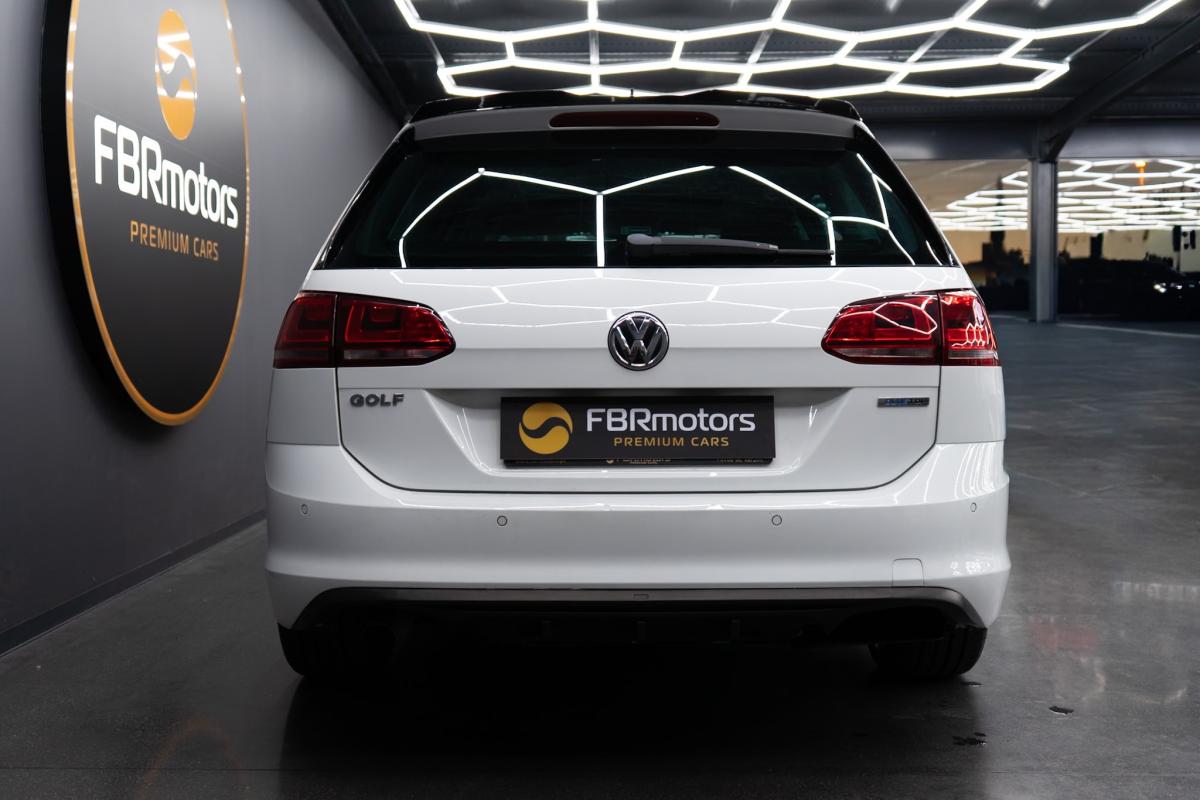 volkswagen-golf-variant-2015-diesel-1598cc