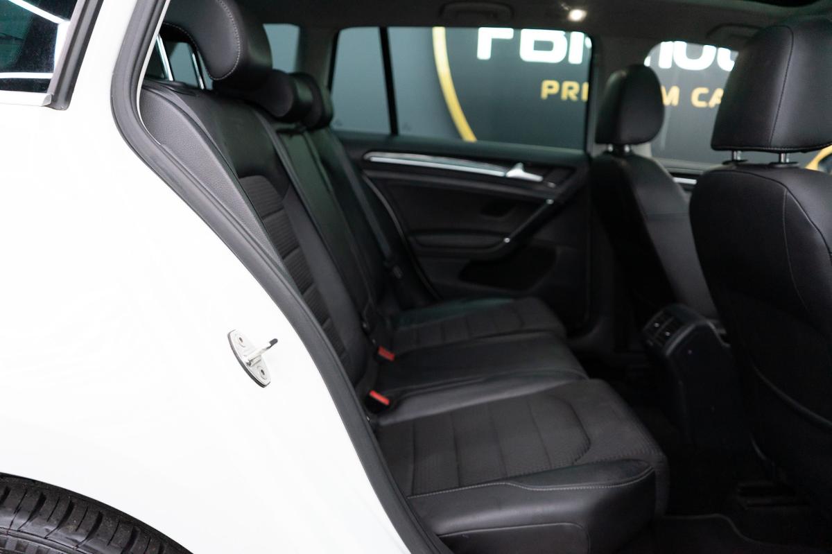 volkswagen-golf-variant-2015-diesel-1598cc