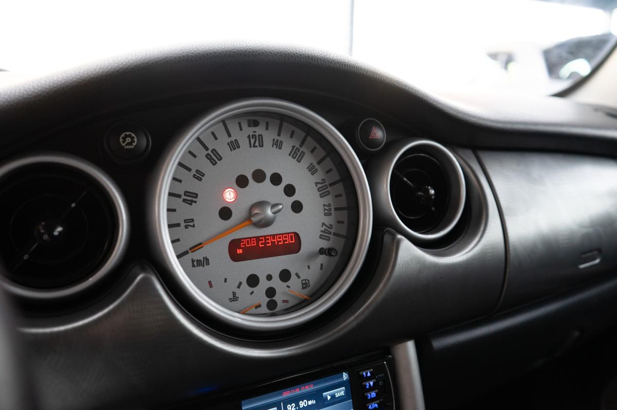 mini-cooper-2002-gasolina-1598cc